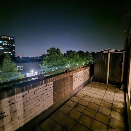 Stunning 1-Bed Apartment In London Exterior foto